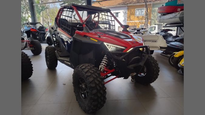 03 Polaris RZR Pro XP Ultimate