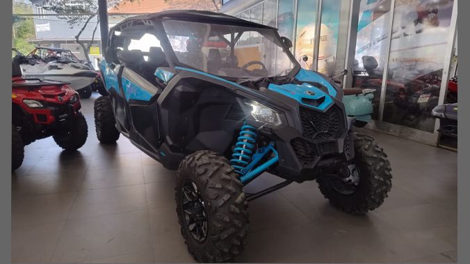 04 Maverick X3 Max DS