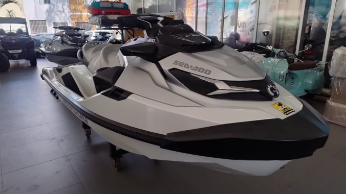 05 GTX 300 Limited