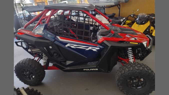 08 Polaris RZR Pro XP Ultimate