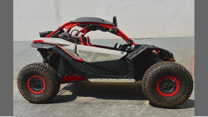 04 Maverick X3 XRC