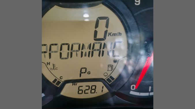 02 Commander XT