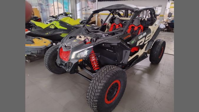 03 Maverick X3 Max Xrs