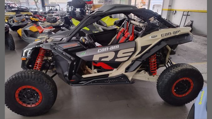 05 Maverick X3 Max Xrs
