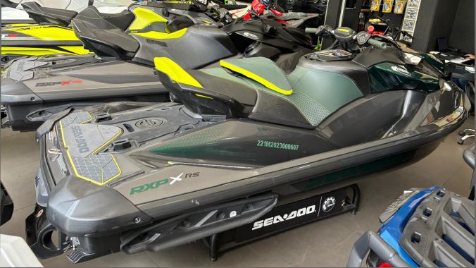 03 RXP X Apex 300 RS