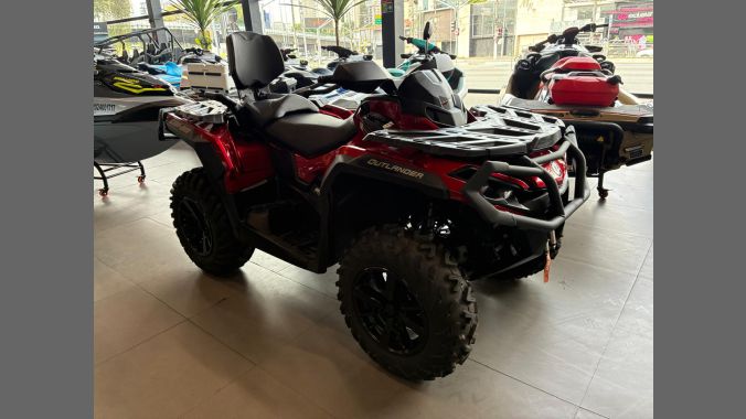 02 Outlander 850 Max XT