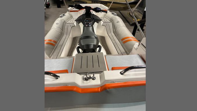 04 Bote Jet Casarini