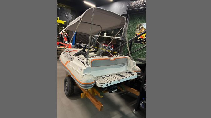 08 Bote Jet Casarini