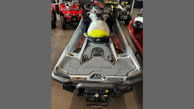 05 Sea Doo RXT X 325 RS