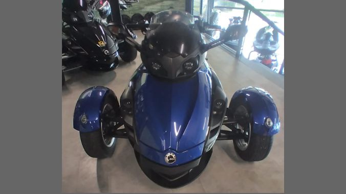 04 Can Am Spyder RS