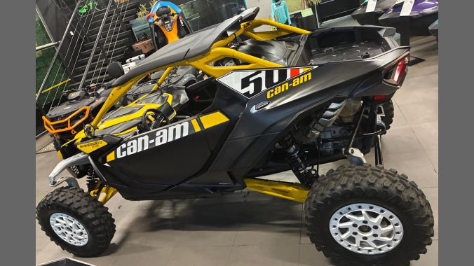 02 Can Am Maverick R Xrs 2024
