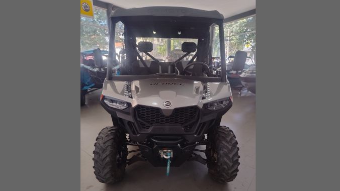 03 CFMOTO Uforce 600 2023