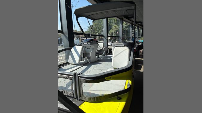 03 Sea Doo Switch Sport 2024