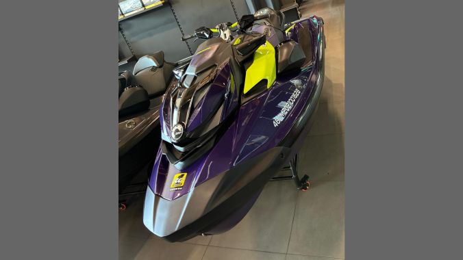 04 Sea Doo RXT X 300 RS 2021