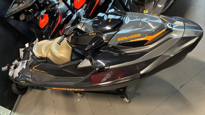 02 Sea Doo GTX 230 2023